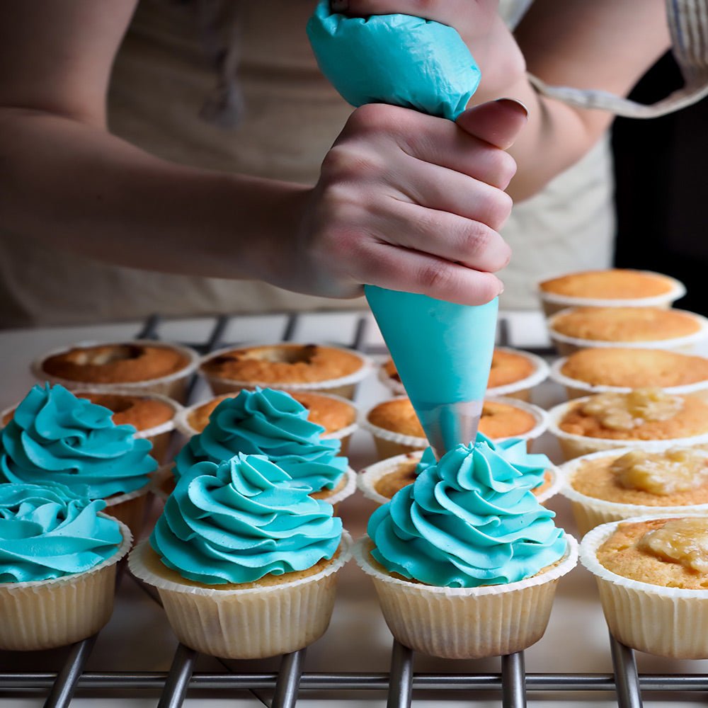 cake decorating supplies for beginners