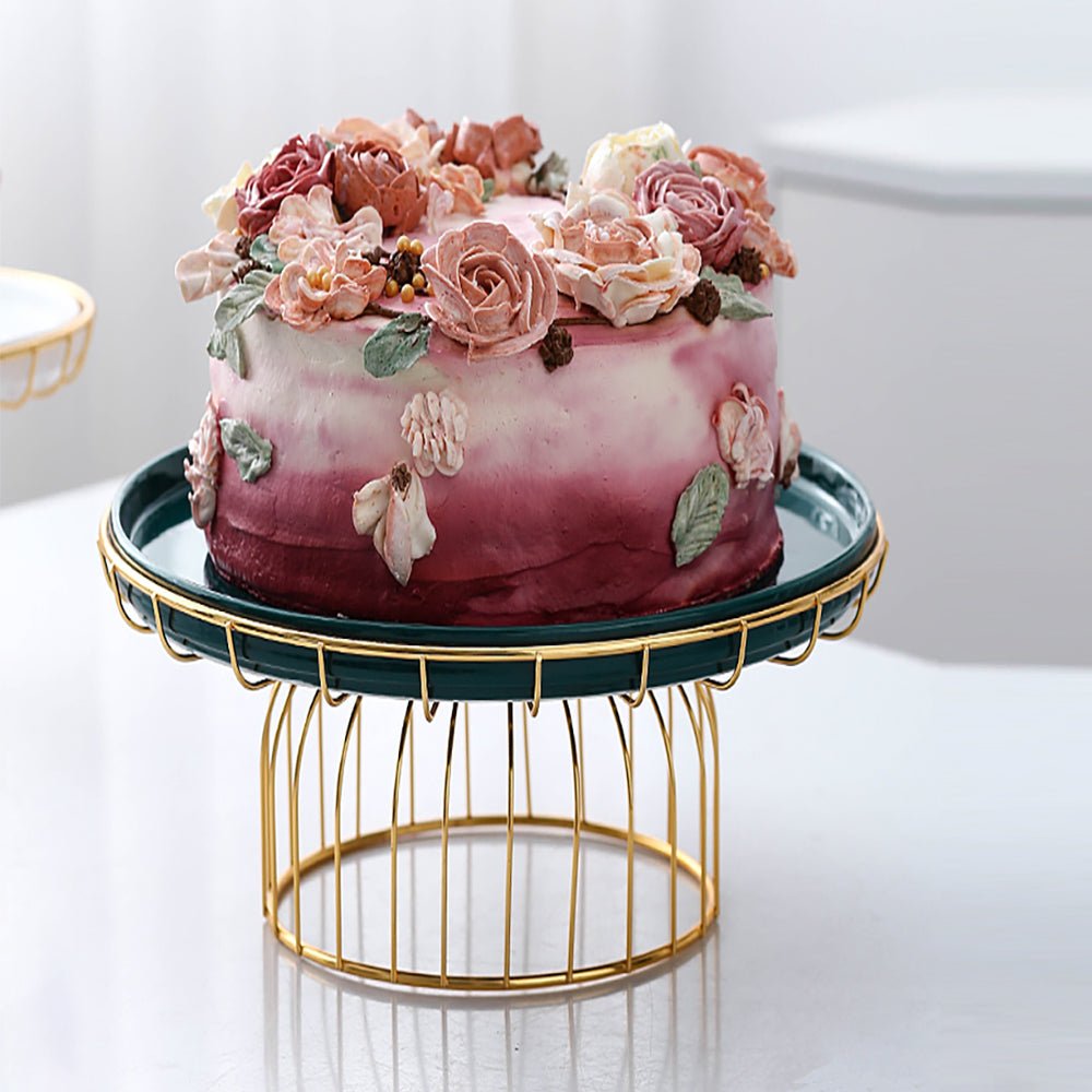 ceramic cake stand