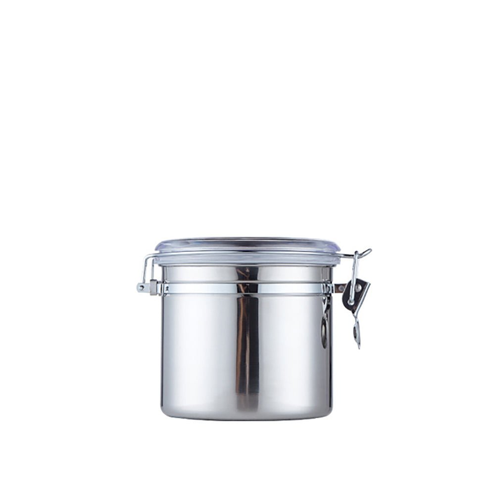 Stainless steel storage containers for food with secure lids, ensuring freshness and organization.